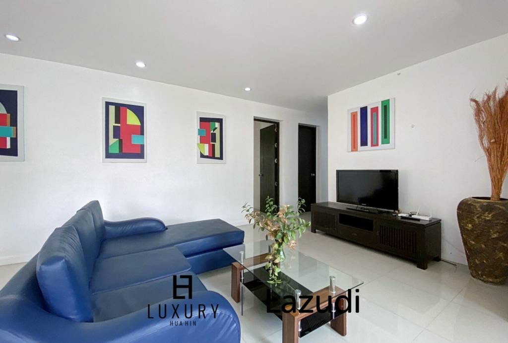 Preiswerte 4 Schlafzimmer Pool Villa in Stadtnähe