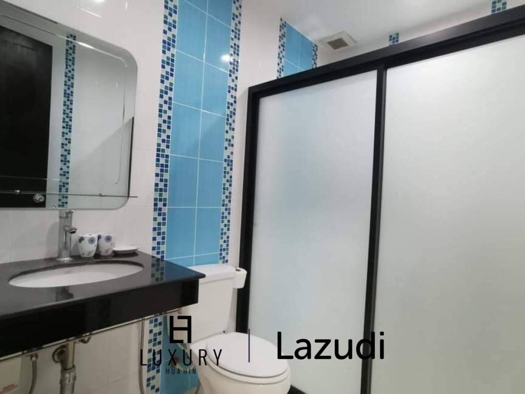 Preiswerte 4 Schlafzimmer Pool Villa in Stadtnähe