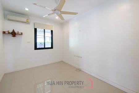 Great Value 4 Bed Pool Villa Near Town