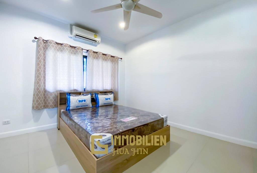 Hua Hin Hill Village 2: 3 Schlafzimmer Villa in Stadtnähe