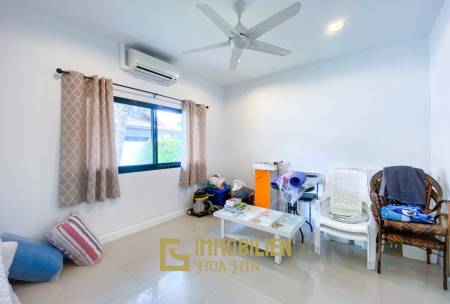 Hua Hin Hill Village 2: 3 Schlafzimmer Villa in Stadtnähe