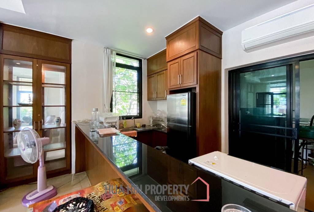 Hua Hin Hill Village 2 : 3 Bed Pool Villa On Soi 102