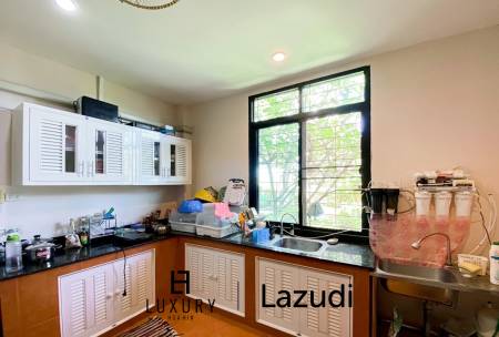 Hua Hin Hill Village 2 : 3 Bed Pool Villa On Soi 102