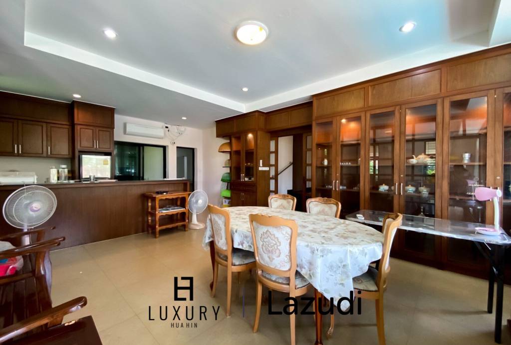 Hua Hin Hill Village 2 : 3 Bed Pool Villa On Soi 102