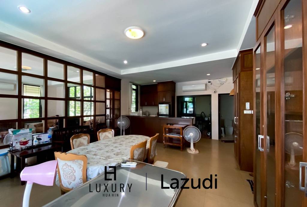 Hua Hin Hill Village 2 : 3 Bed Pool Villa On Soi 102