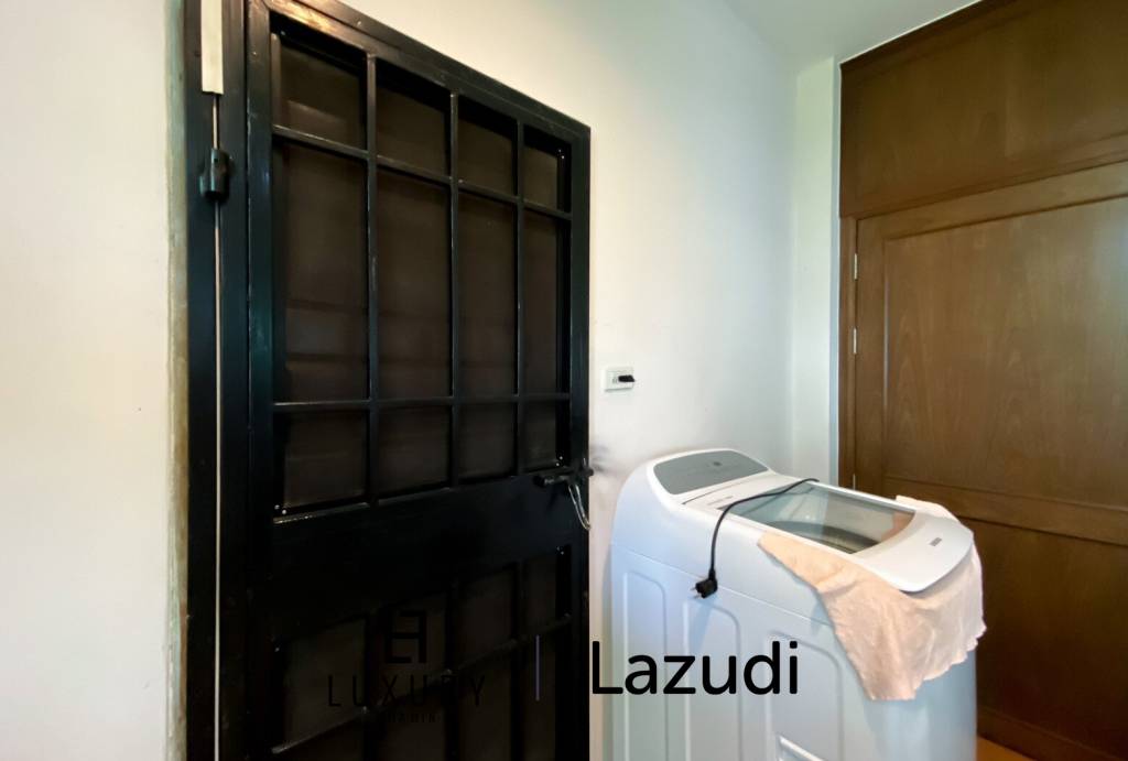 Hua Hin Hill Village 2 : 3 Bed Pool Villa On Soi 102