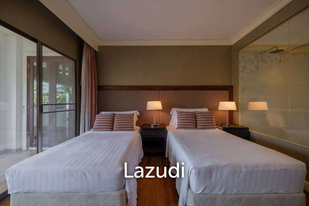 DUSIT THANI : Luxurious 4  Bed Beachfront Condo