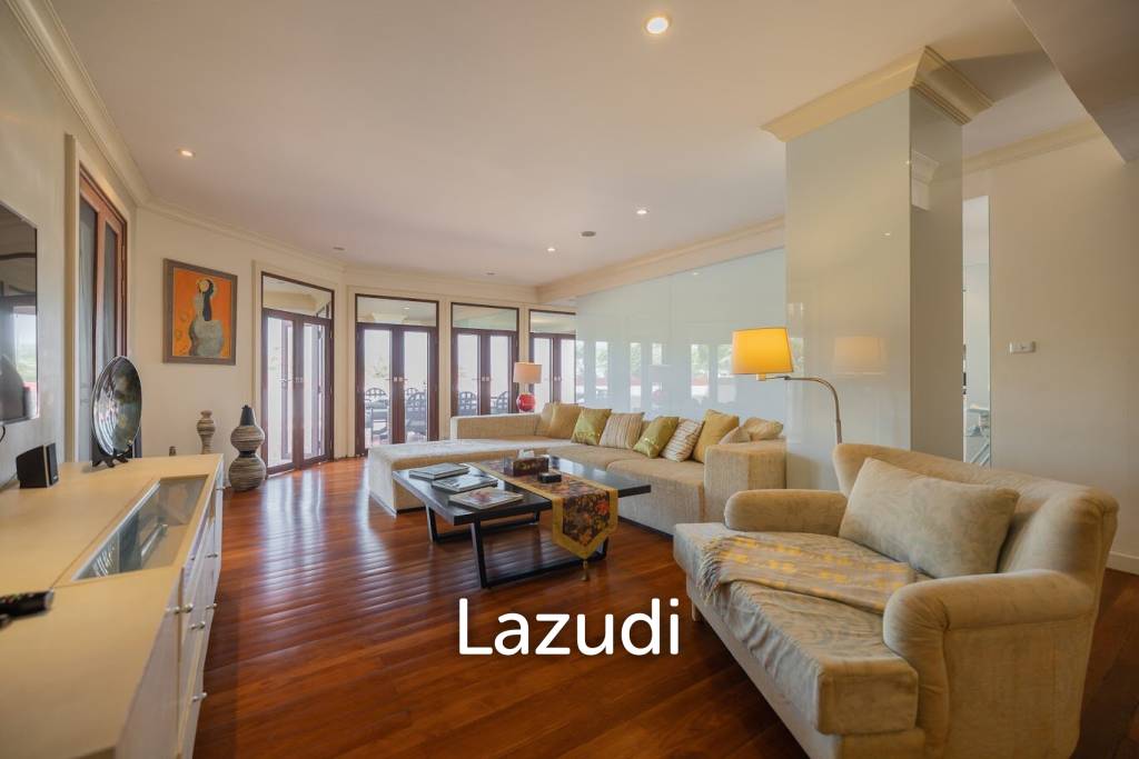 DUSIT THANI : Luxurious 4  Bed Beachfront Condo