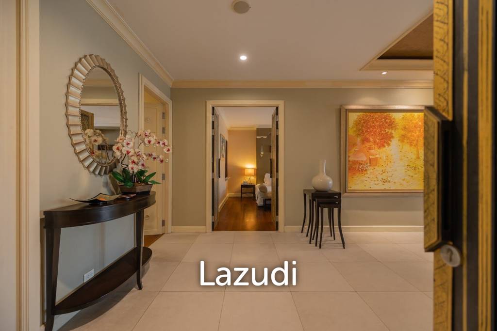 DUSIT THANI : Luxurious 4  Bed Beachfront Condo