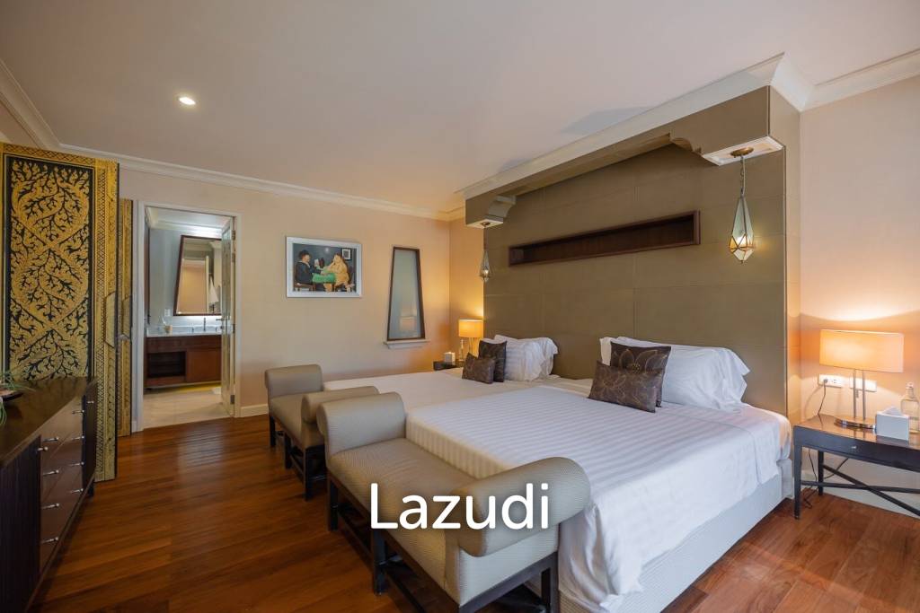 DUSIT THANI : Luxurious 4  Bed Beachfront Condo