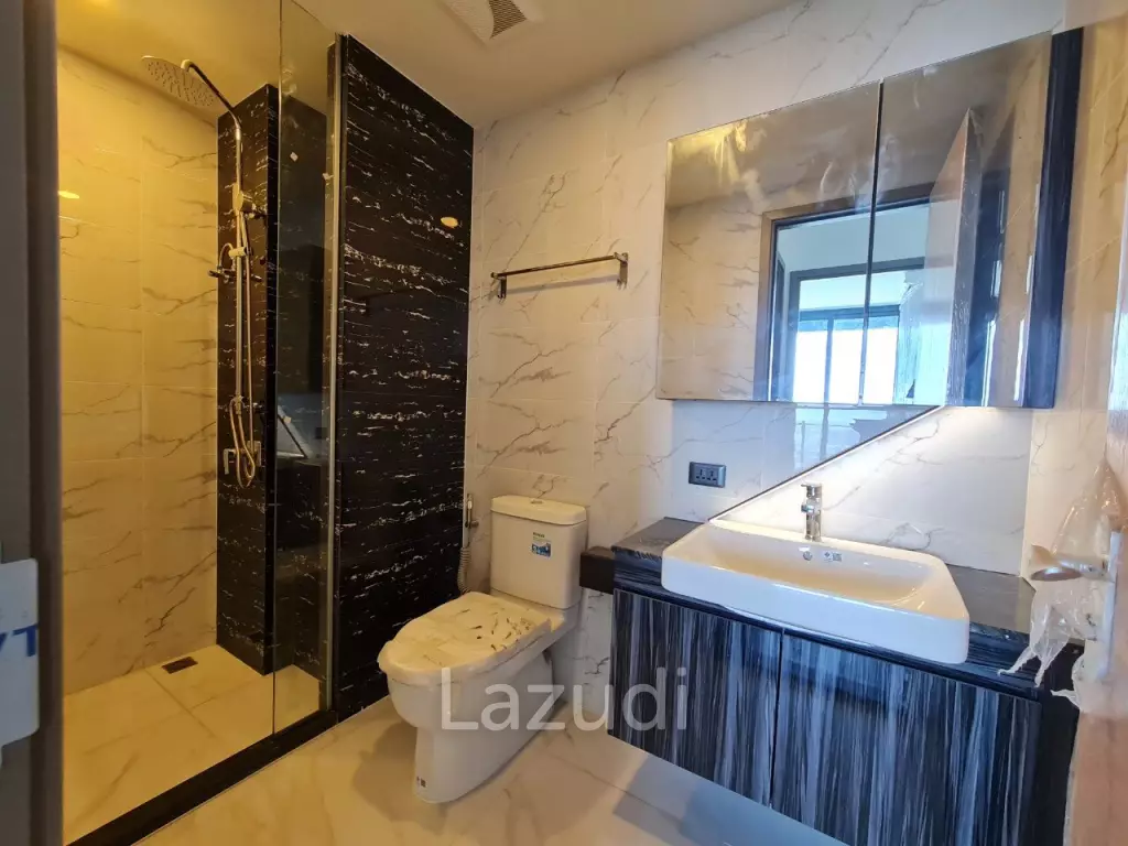 1 Bed 1 Bath 42.30 SQ.M Sapphire Luxurious Condominium