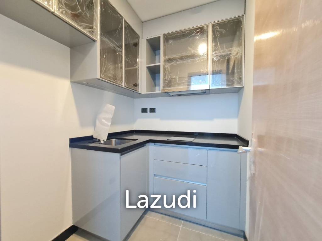 1 Bed 1 Bath 42.30 SQ.M Sapphire Luxurious Condominium