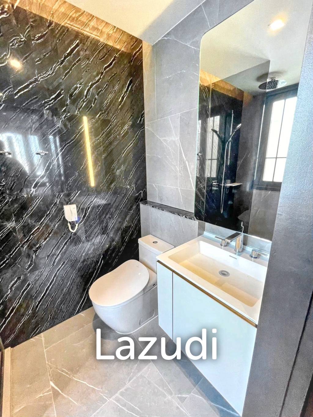 1 Bed 1 Bath 30 SQ.M The Reserve Sukhumvit 61