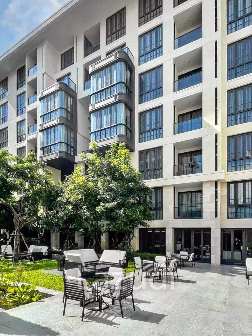 1 Bed 1 Bath 30 SQ.M The Reserve Sukhumvit 61