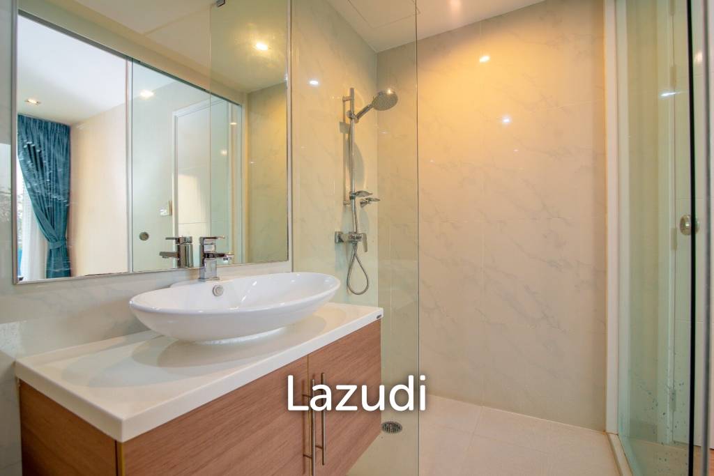 Beachfront : 2 Bedroom, My Resort Condo