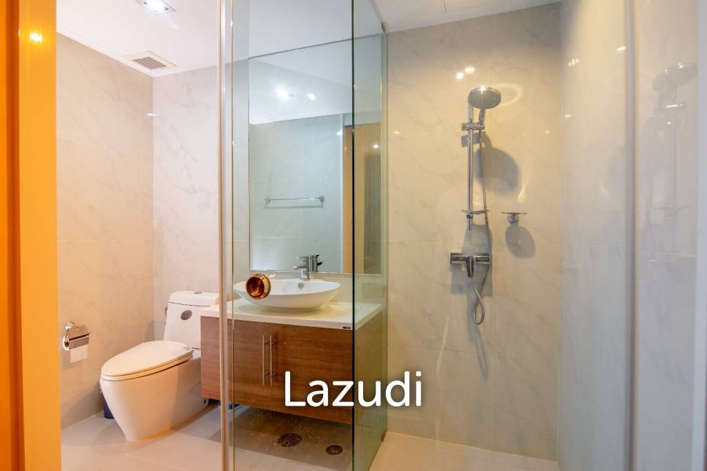 Beachfront : 2 Bedroom, My Resort Condo