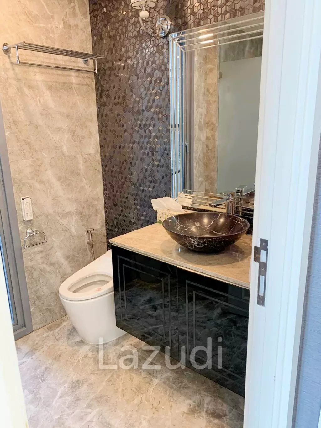 2 Bedroom 2 Bathroom 77 SQ.M Star View