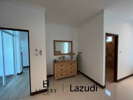 1,328 metro cuadrado 3 ` 3 Baño Villa de Venta