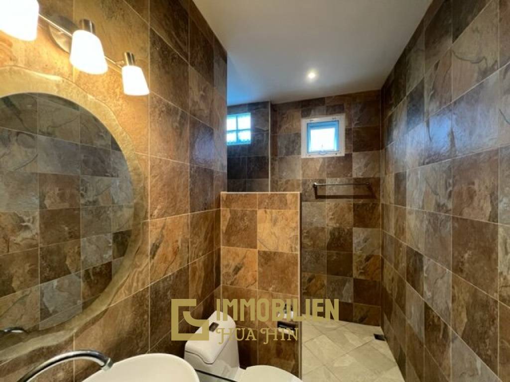 1,328 m² 3 Chambre 3 Salle de bain Villa Pour Vente