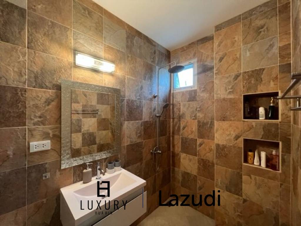 1,328 metro cuadrado 3 ` 3 Baño Villa de Venta