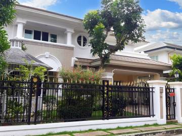 4 Bed 3 Bath 400 SQ.M House in Sukhumvit 103