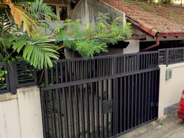 2 Bed 300 SQ.M House in Pridi Banomyong 18