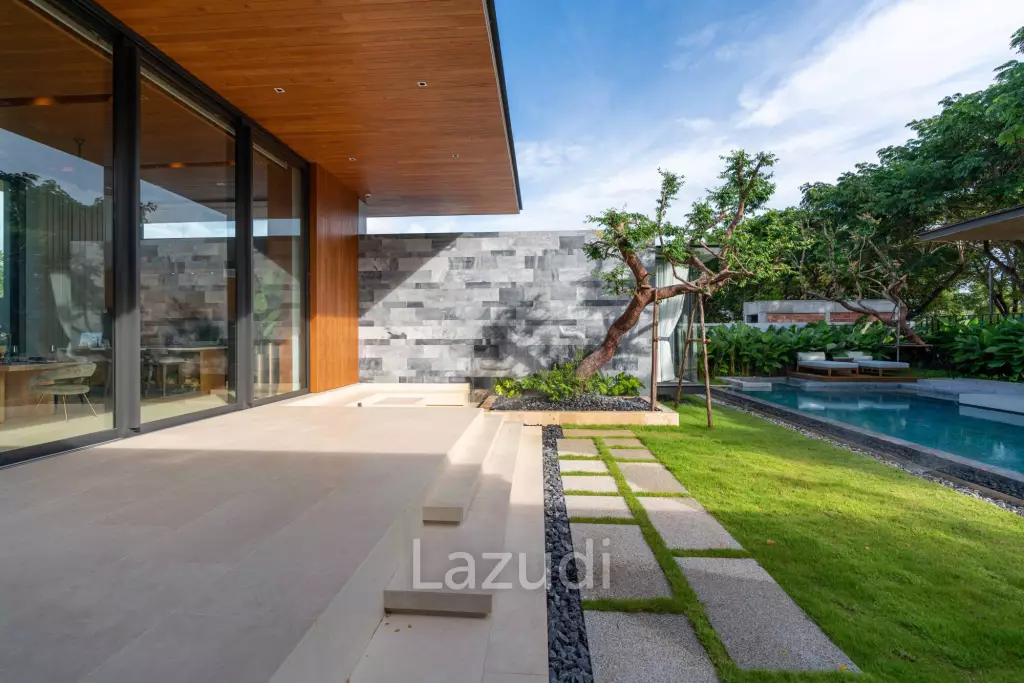 4 Bed 5 Bath 430 SQ.M Botanica Grand Avenue