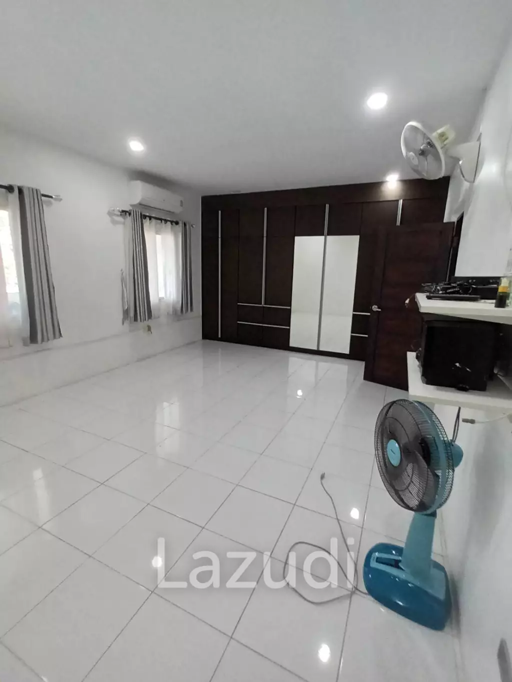 Two Bedroom House For Sale + Rent In Rattanakorn Village 10