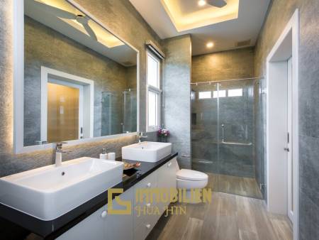 Baan Phu Thara Mountainside - Luxury 3 Bedroom Pool Villas - New Development