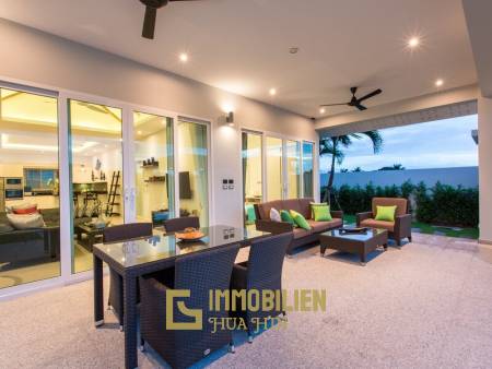 Baan Phu Thara Mountainside Neubauprojekt: Luxuriöse Pool Villen mit 3 Schlafzimmern auf großen Grundstücken