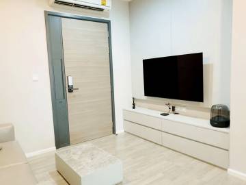 1 Bed 1 Bath 34 SQ.M The Room Sathorn - St.Louis