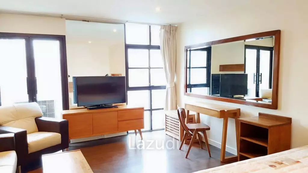 Studio 1 Bath 35 SQ.M Silom Terrace