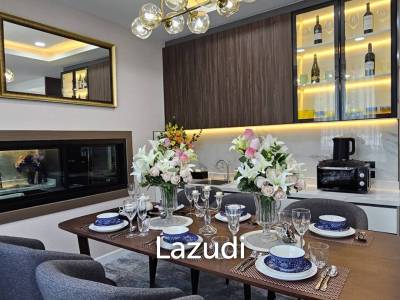 4 Bed 4 Bath 240 SQ.M. Tamaraind Village