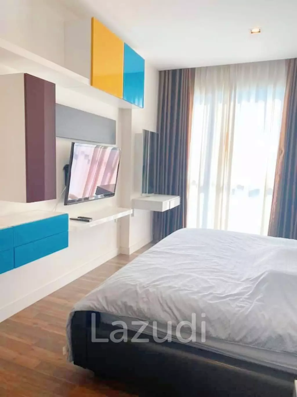 1 Bed 1 Bath 47 SQ.M The Room Sukhumvit 62