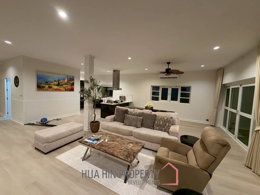 GOLF VILLAGE : 3 bed great value pool villa