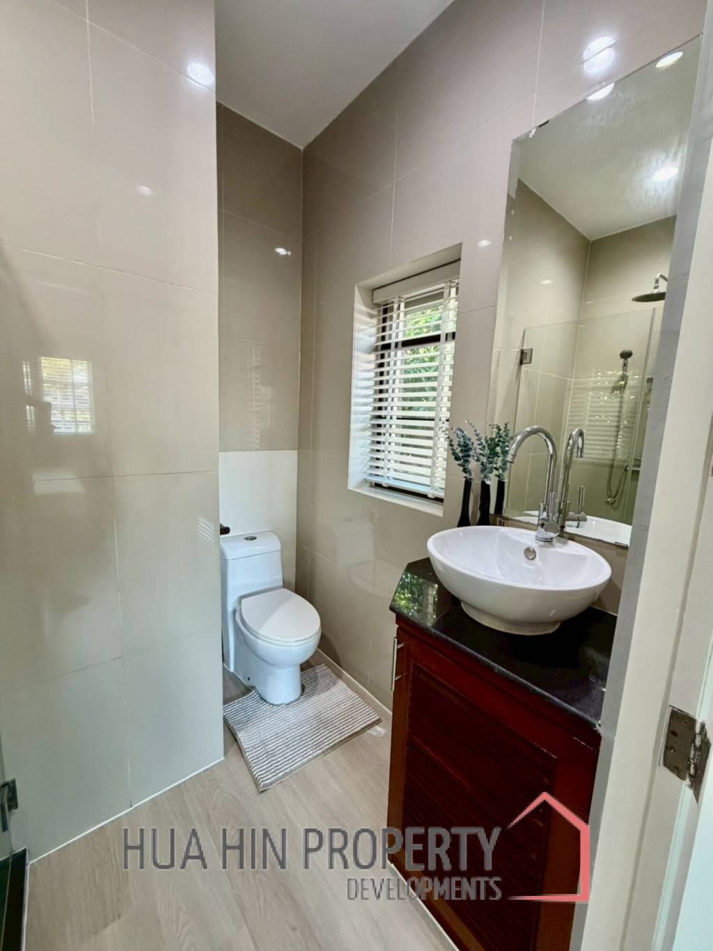 GOLF VILLAGE : 3 bed great value pool villa