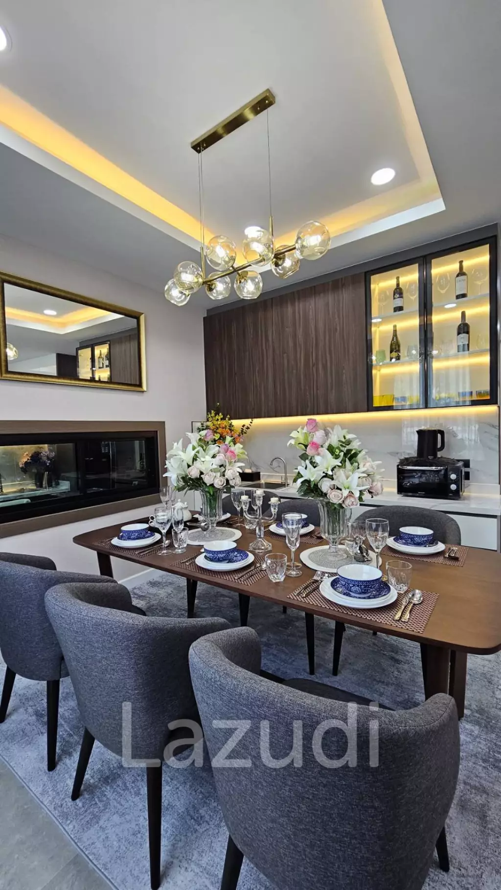 4 Bed 4 Bath 240 SQ.M. Tamaraind Village