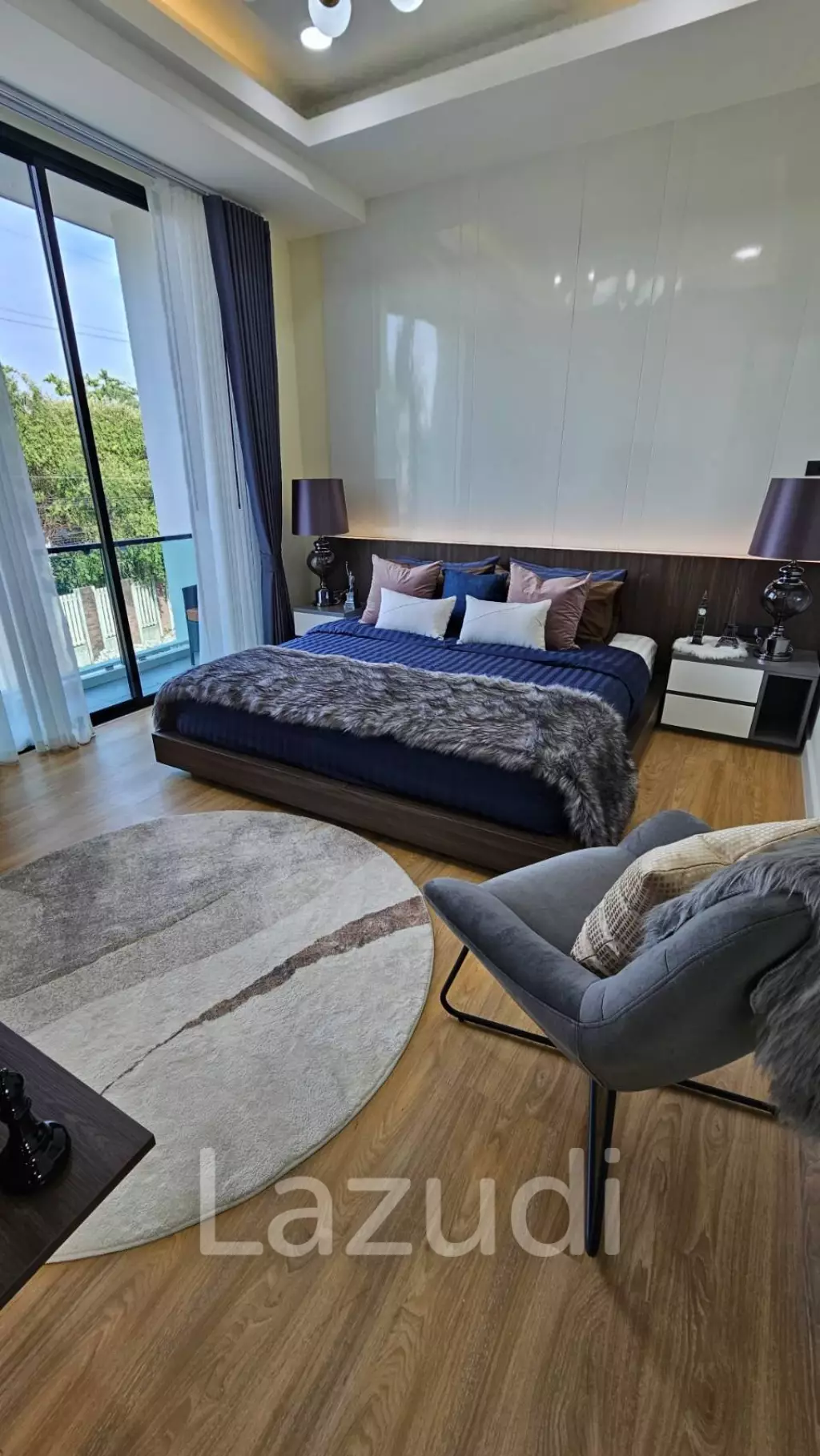 4 Bed 4 Bath 240 SQ.M. Tamaraind Village