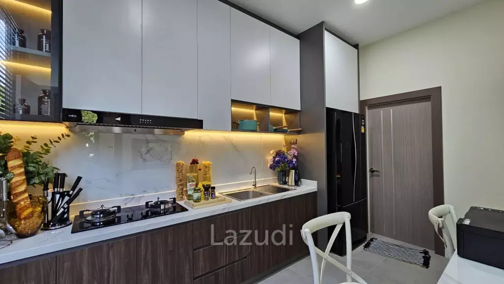 4 Bed 4 Bath 240 SQ.M. Tamaraind Village
