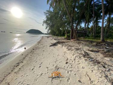 1600 SQ.M Beautiful Beach Front Land