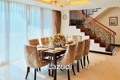 4 Bed 4 Bath 482 SQ.M Piyathip Place