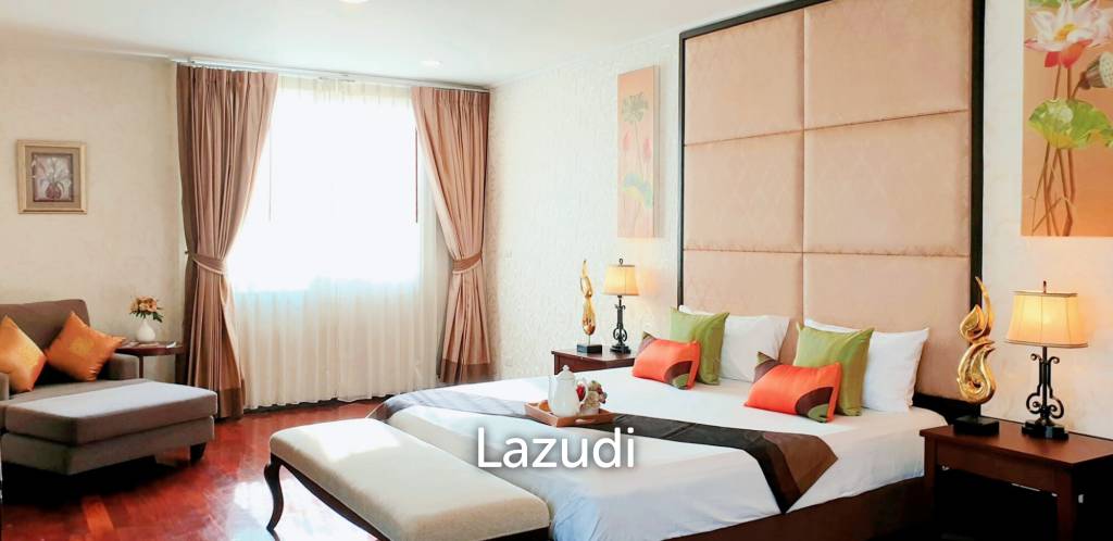 4 Bed 4 Bath 650 SQ.M Piyathip Place