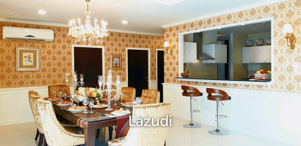 4 Bed 4 Bath 650 SQ.M Piyathip Place