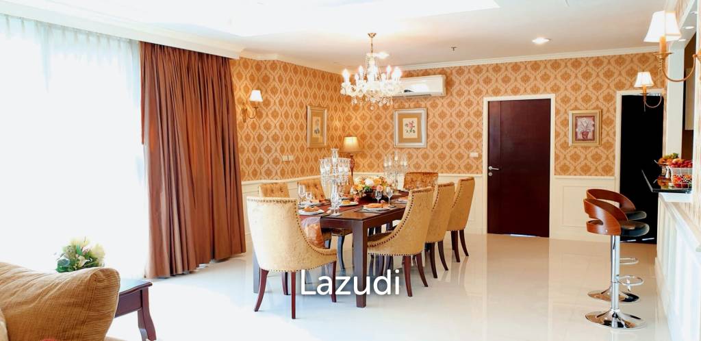 4 Bed 4 Bath 650 SQ.M Piyathip Place