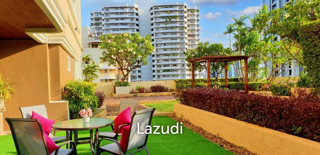 4 Bed 4 Bath 650 SQ.M Piyathip Place