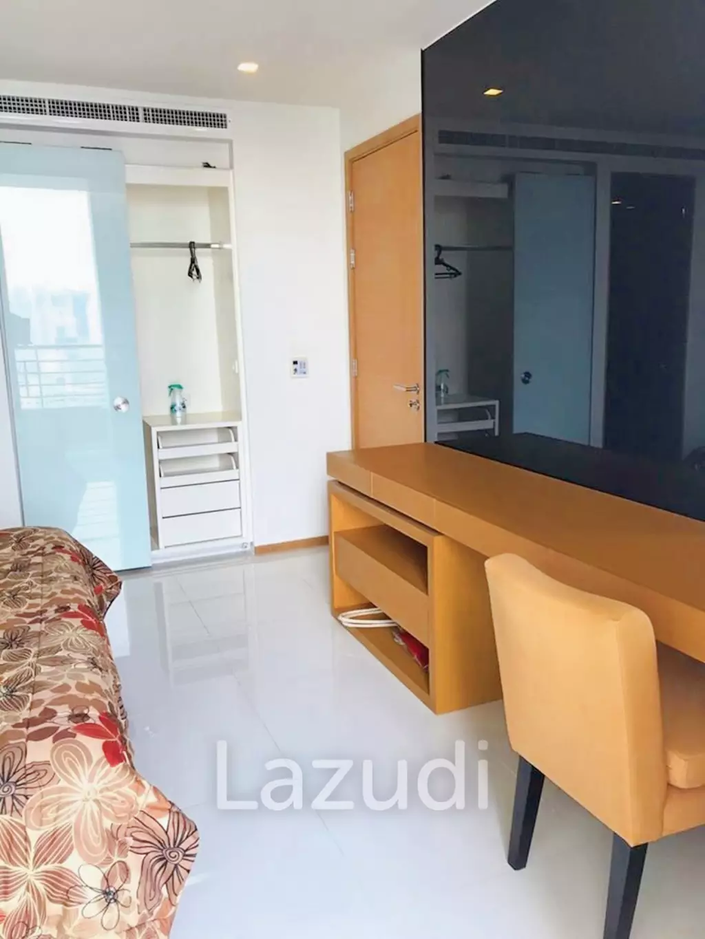 1 Bed 1 Bath 68 SQ.M Sathorn Prime Residence