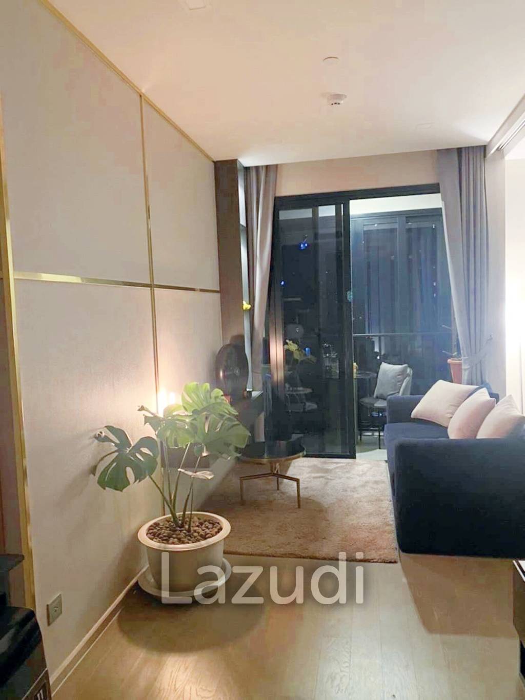 1 Bedroom 1 Bathroom 35 SQ.M Ashton Asoke