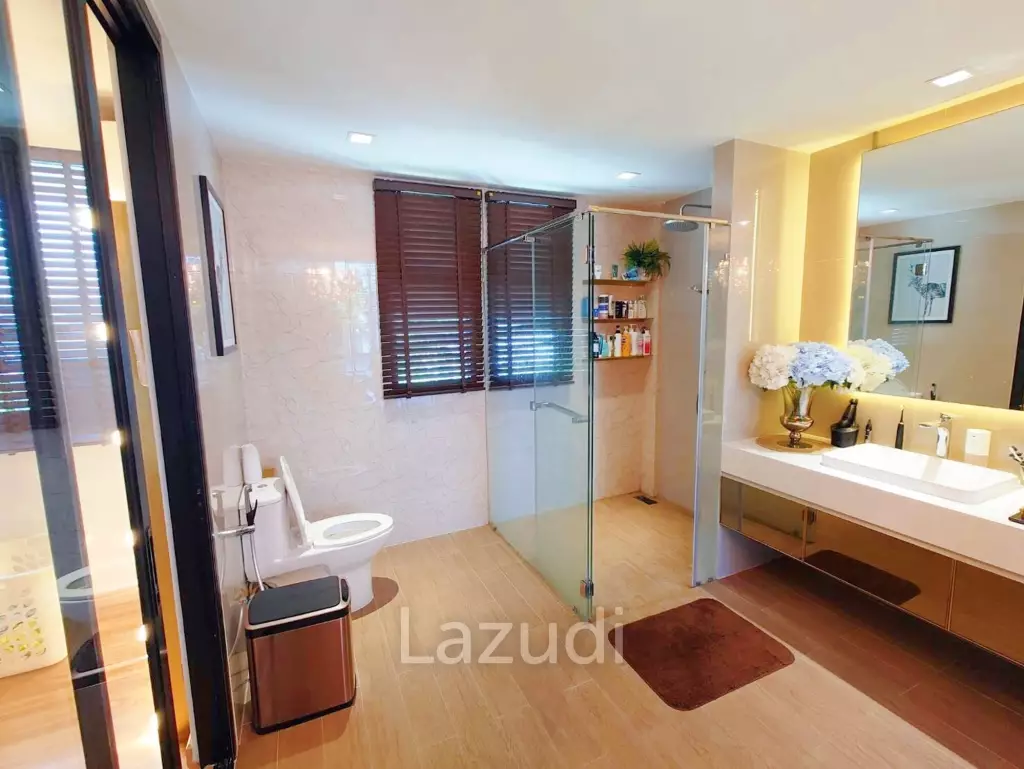 3 Bed 385 SQ.M Home Office Glam by Asset Wise