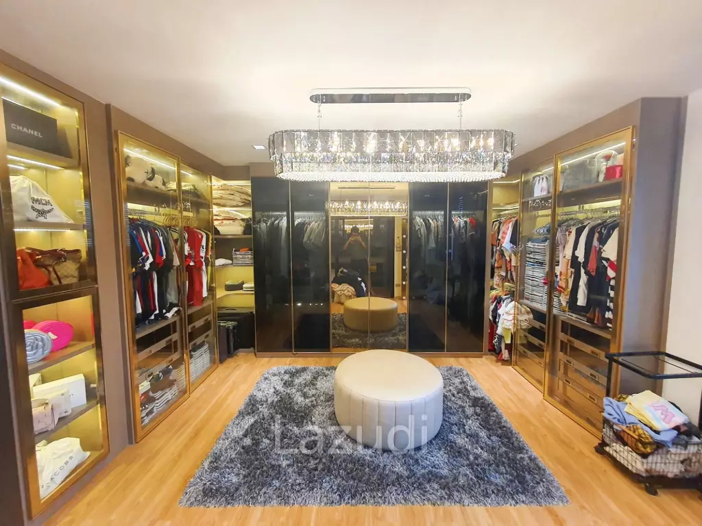 3 Bed 385 SQ.M Home Office Glam by Asset Wise
