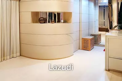 1 Bed 1 Bath 60 SQ.M Life @ Ratchada - Suthisan